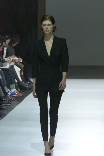 Look 4